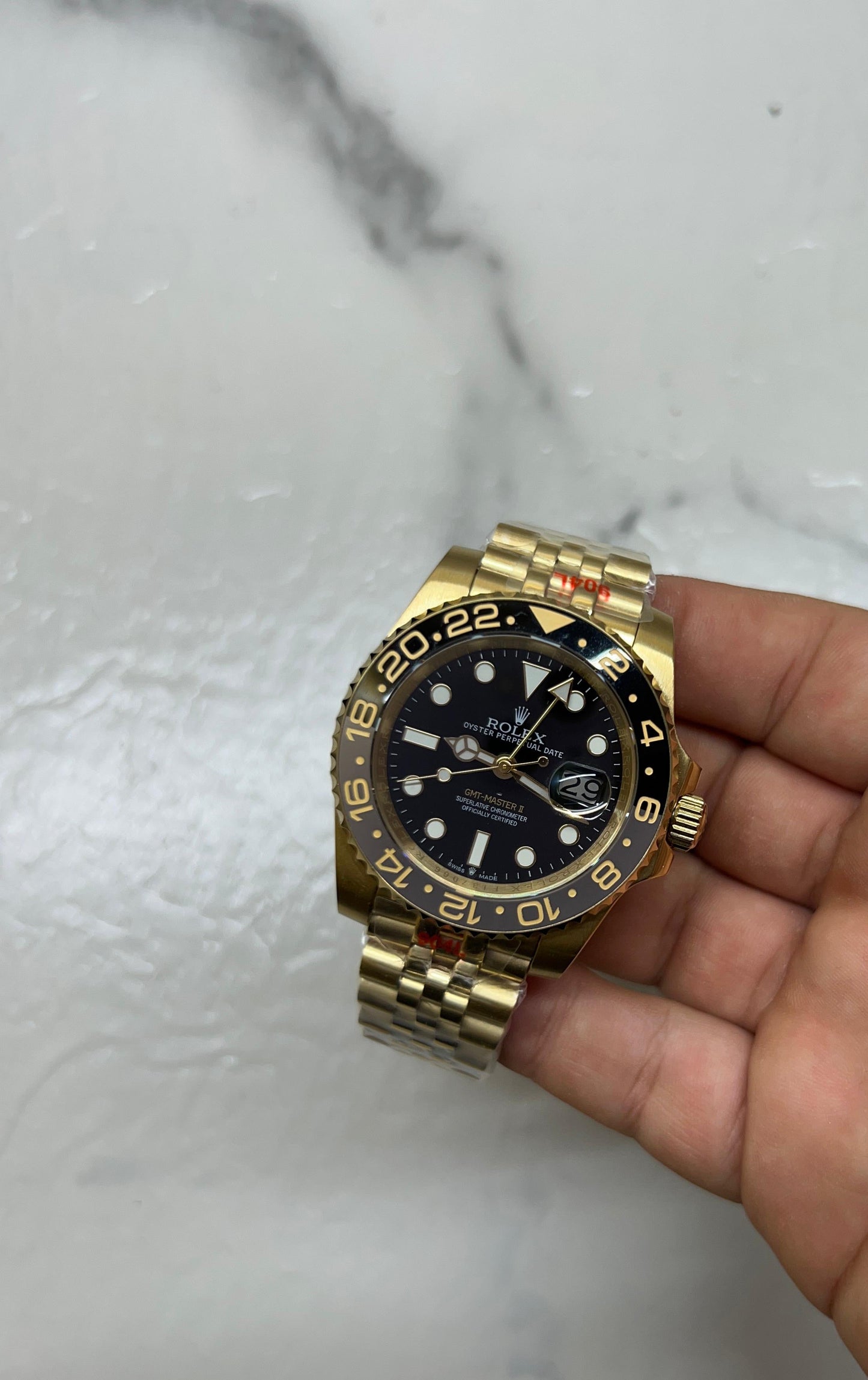 Gmt bruce wayne oro