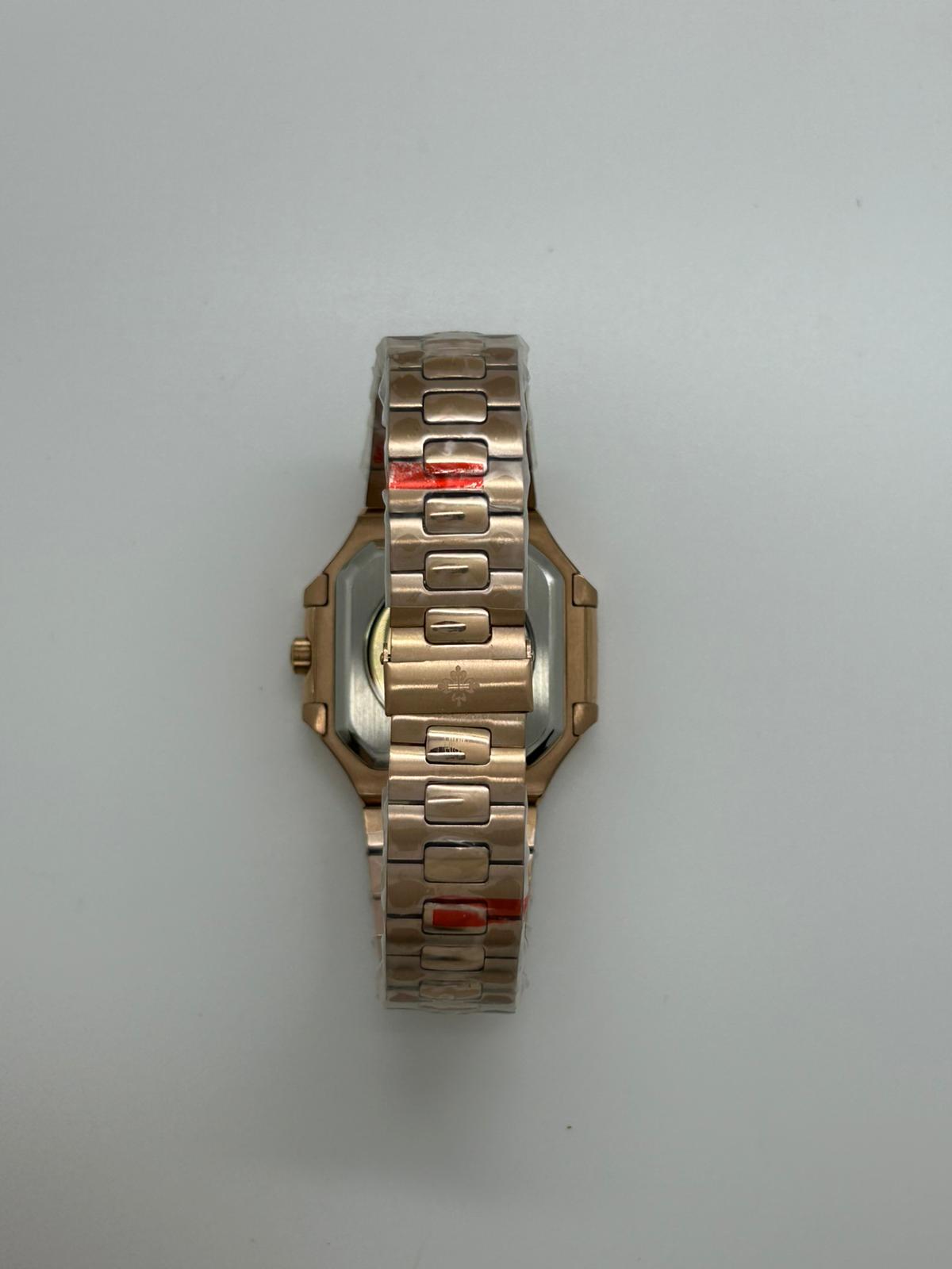 Patek cubitus oro rosa