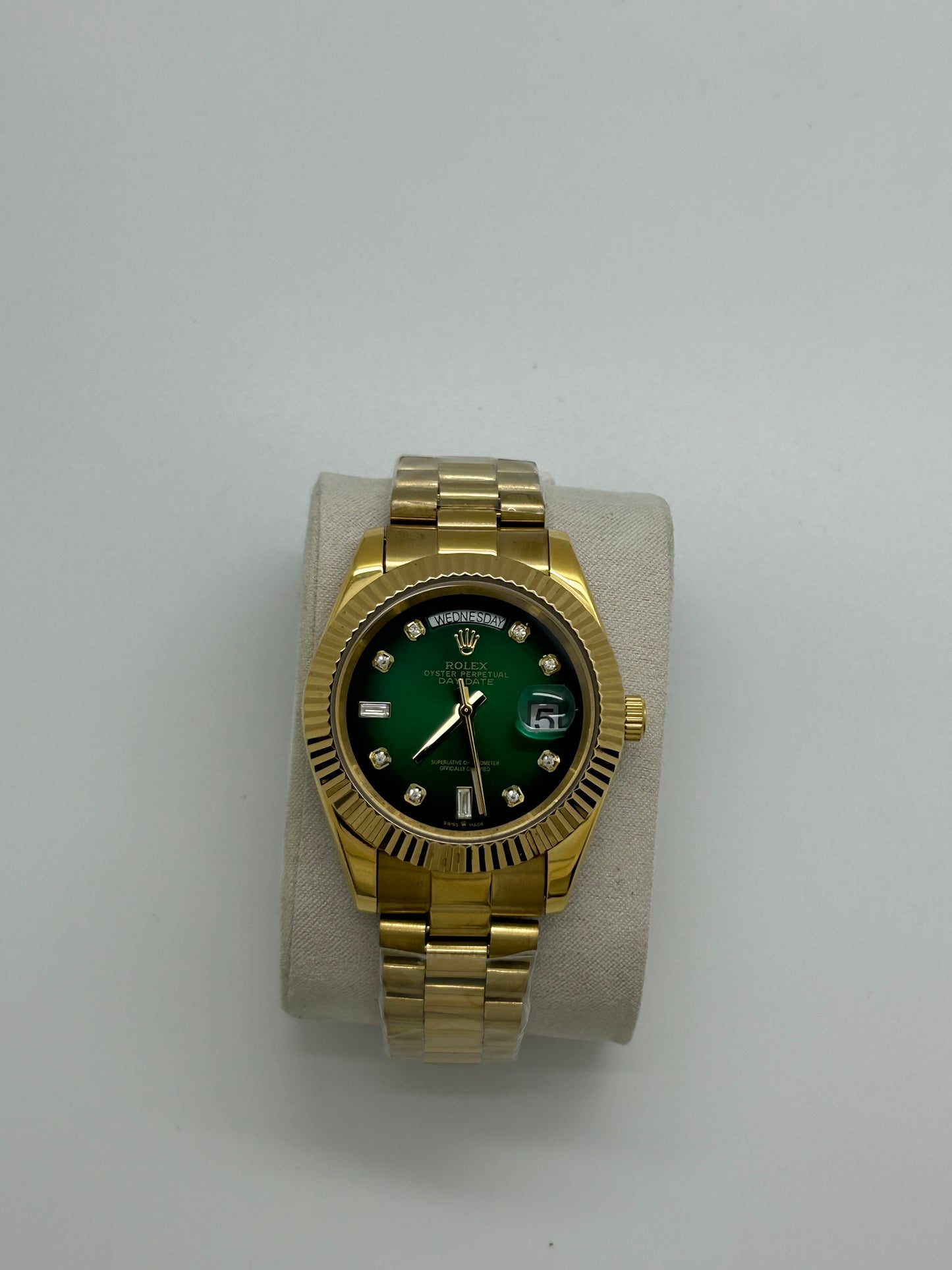 Day date green